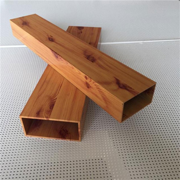 Wood Grayn Requark Requarular Aluminum Square Square Tube သည်ဆန်းသစ်တီထွင်မှုပုံစံများကိုယူဆောင်လာသလား။